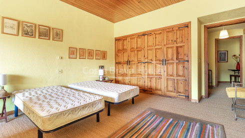 Apartament a Cap Sa Sal, Begur, en primera línia de mar amb terrassa i vistes al Mediterrani