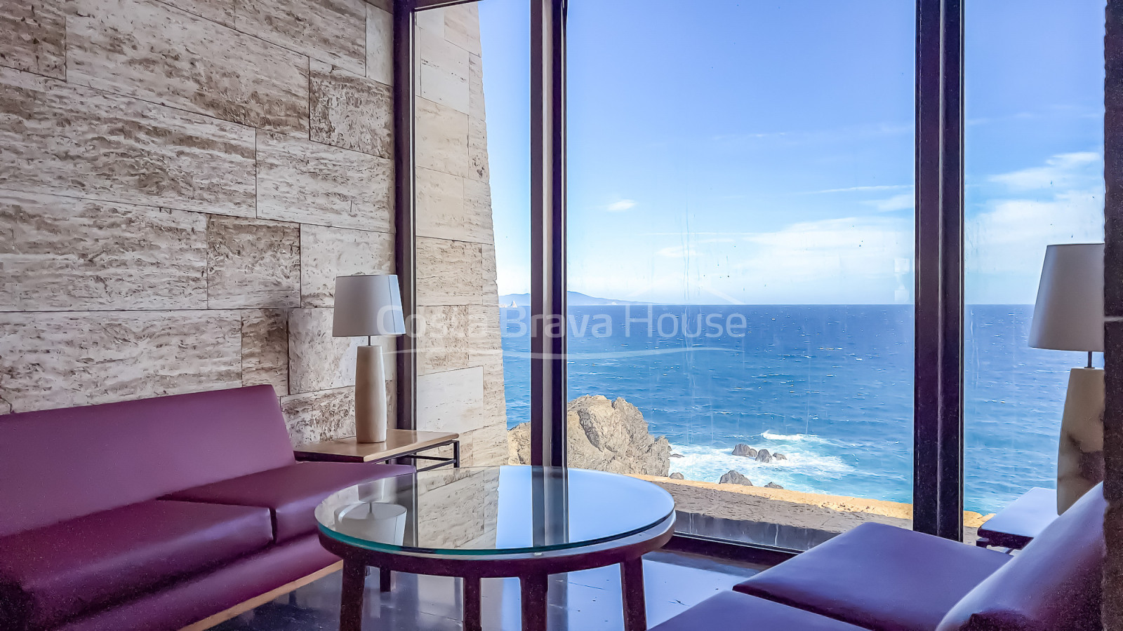 Apartament a Cap Sa Sal, Begur, en primera línia de mar amb terrassa i vistes al Mediterrani