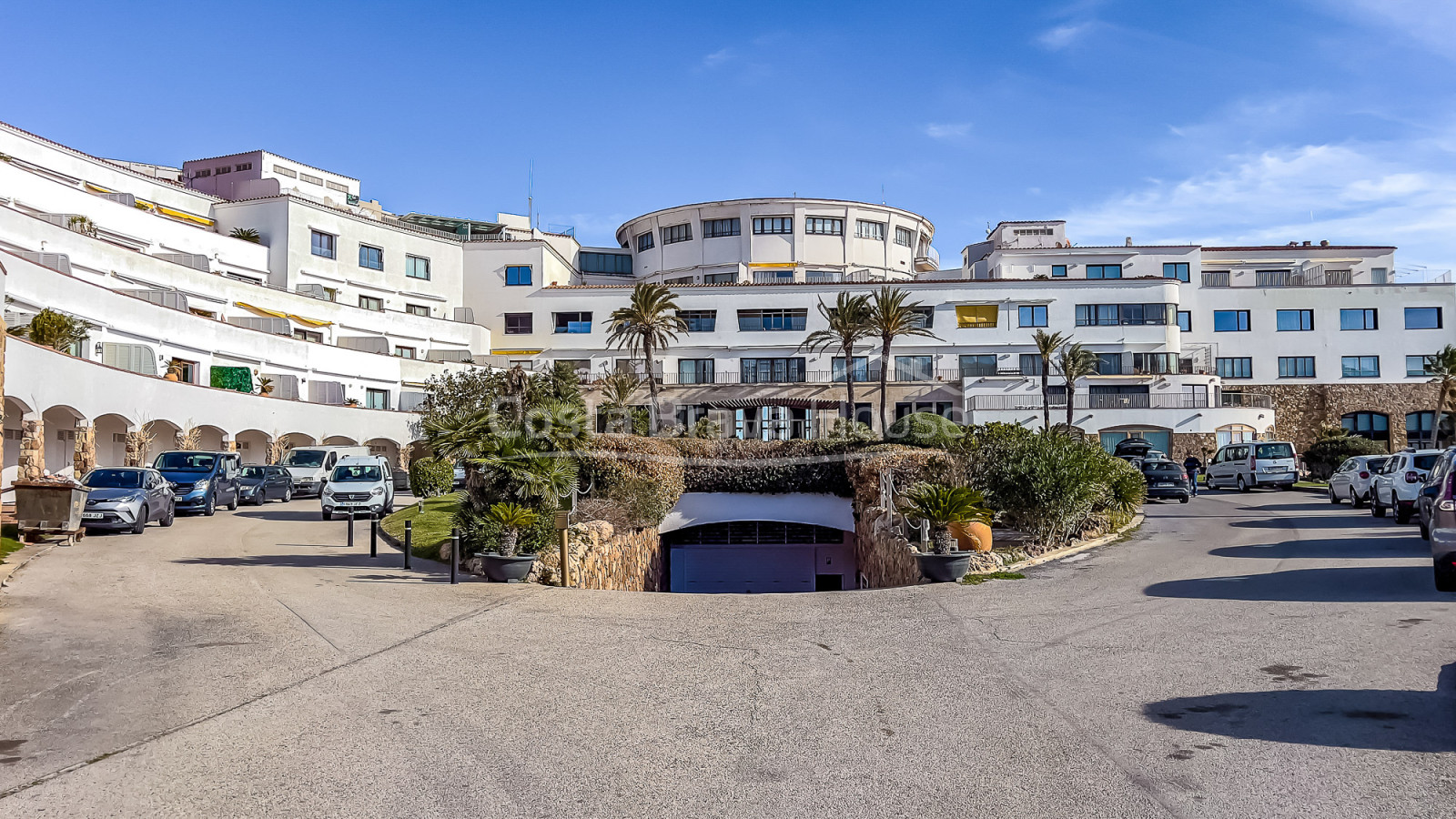 Seafront apartment in Cap Sa Sal, Begur, with terrace and Mediterranean sea views