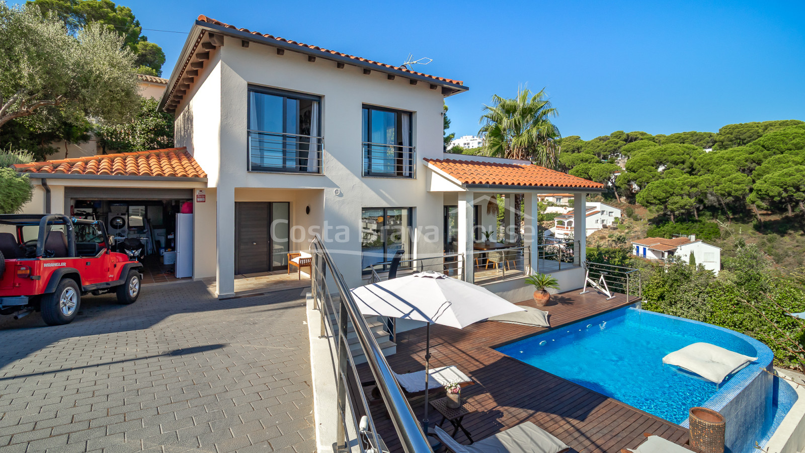 Casa independent a Pals amb piscina privada, a prop de la platja i vistes al mar