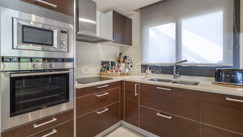 Detached house in Pals with private pool, near the beach and with sea views