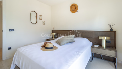 Detached house in Pals with private pool, near the beach and with sea views