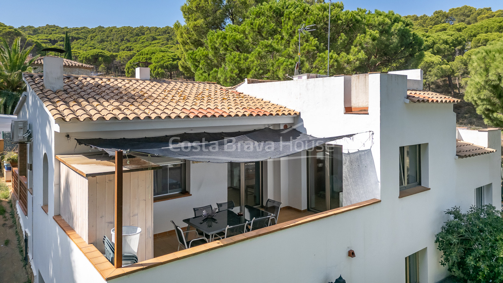 Maison individuelle à Pals Playa avec piscine, jardin et appartement indépendant près de la plage
