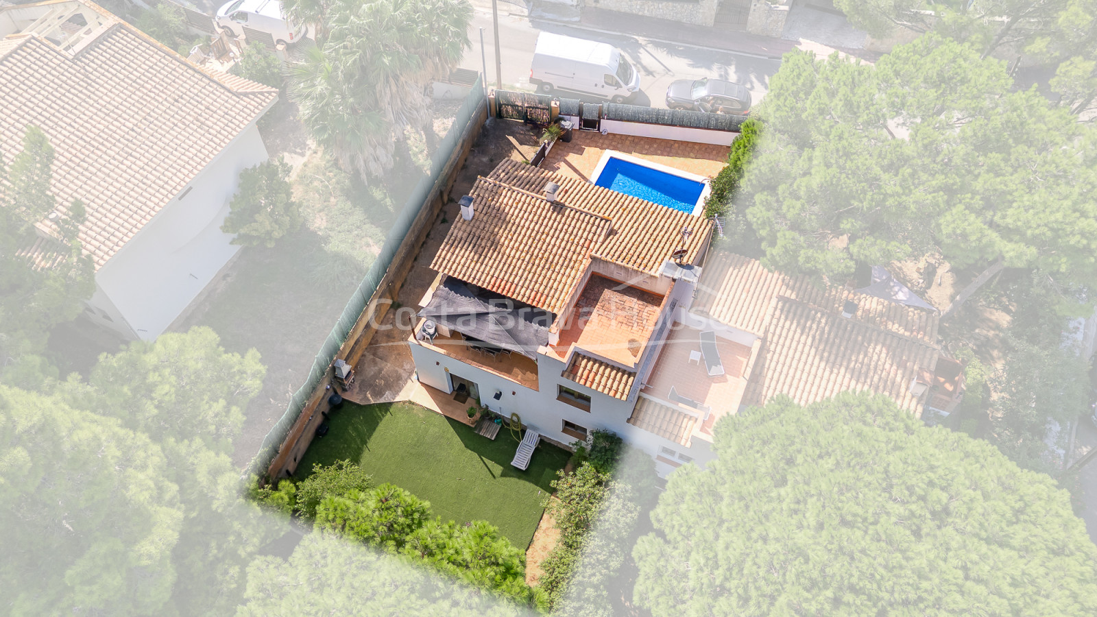 Maison individuelle à Pals Playa avec piscine, jardin et appartement indépendant près de la plage