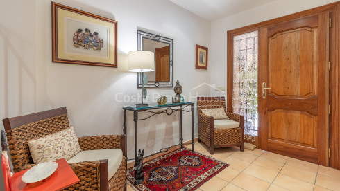 Casa adosada en Palafrugell con jardín, piscina privada y amplio garaje cerrado
