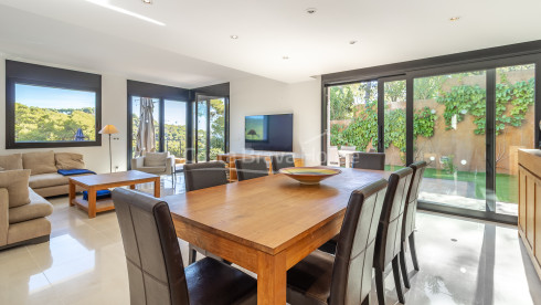 Villa te koop in Tamariu met zeezicht, privézwembad, terrassen en garage