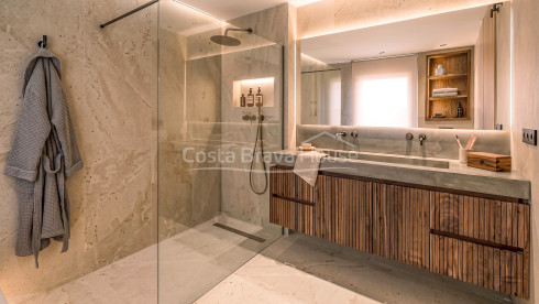 Duurzame villa te koop in Begur
