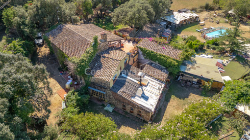 Masia del S. XV restaurada en venda a prop de Calella de Palafrugell